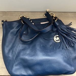 Michael Kors. Blue satchel hand bag
